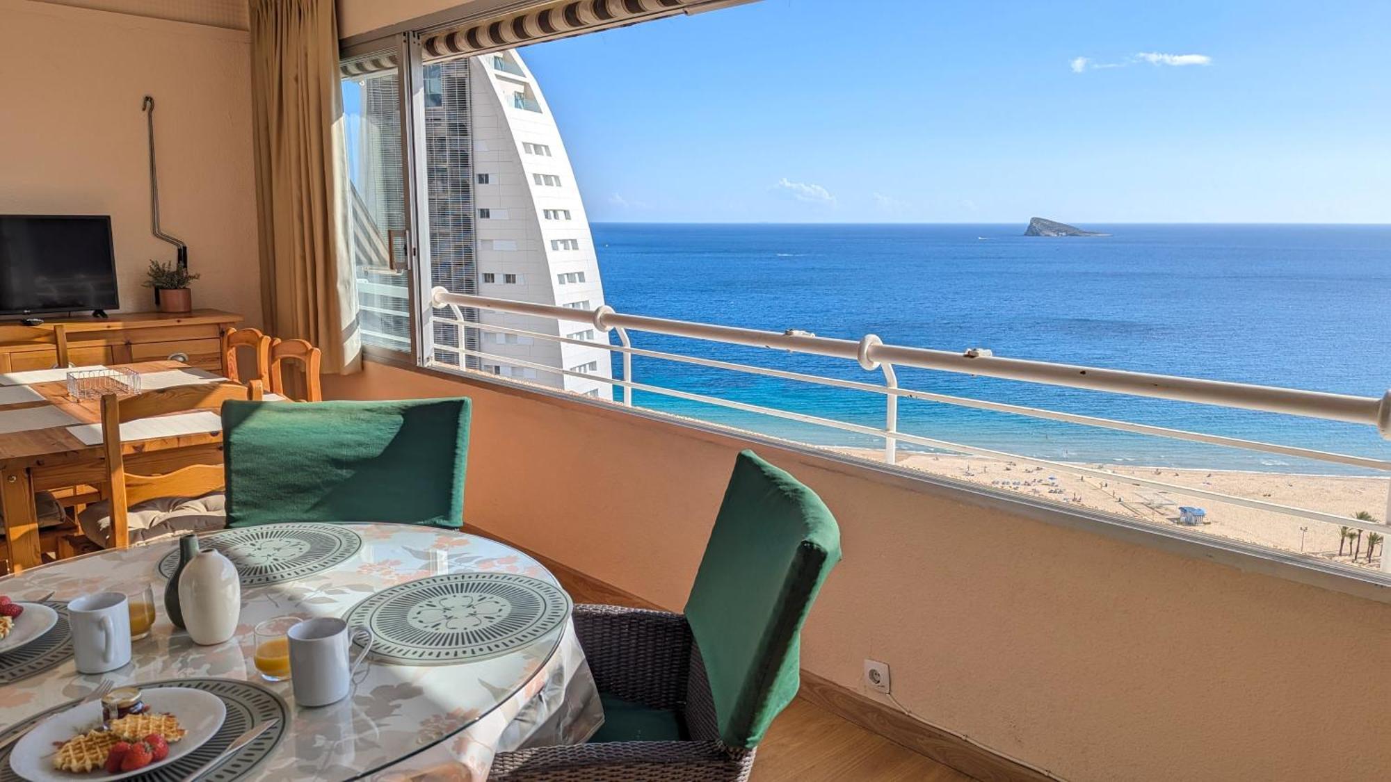 Coblanca Blue Sky Apartment Benidorm Luaran gambar